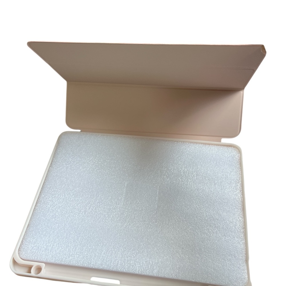 Elegant Pale Pink Tablet Cover iPad Air 4,5 NEW 11 inch Pencil Stand